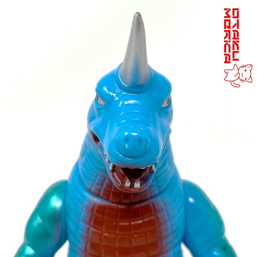B-Club Tsuburaya Pro Bullmark Goliath Kaiju Sofubi Figure