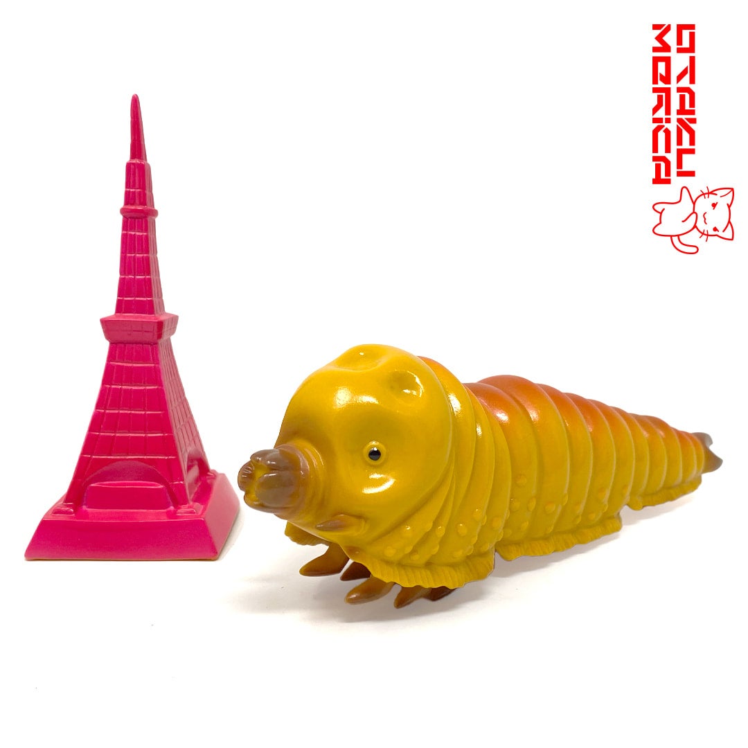 Marmit 2001 Para Baby Mothra Larva (Brown Ver.) Sofubi Figure | Otakumerica